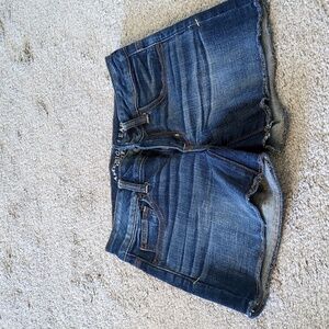 American Eagle cut-off shorts. Denim jean shorts. Super Stretch size 0.